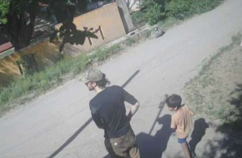 Las mató frente a su hijo y se puso a jugar a la pelota: así fue el doble femicidio en Córdoba