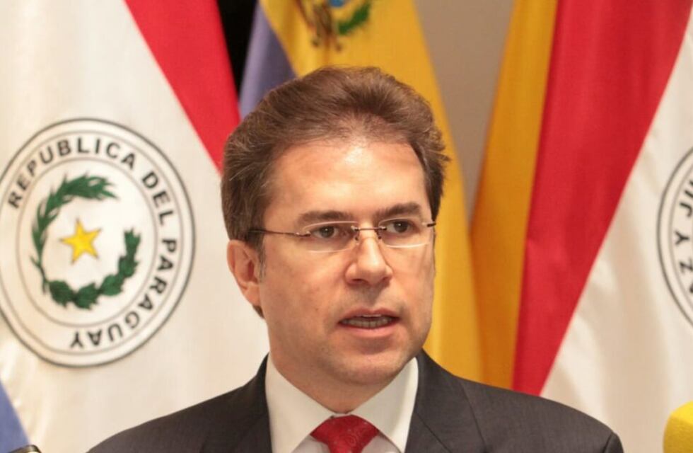 Polémicas declaraciones del ministro de Comercio de Paraguay: “Me gustaría levantar una gran muralla en torno a la frontera argentina”