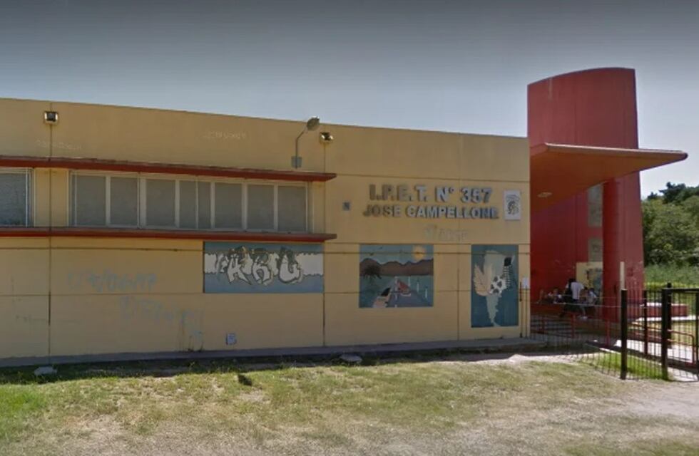 Córdoba: fabricó un arma casera, la llevó a la escuela y generó terror