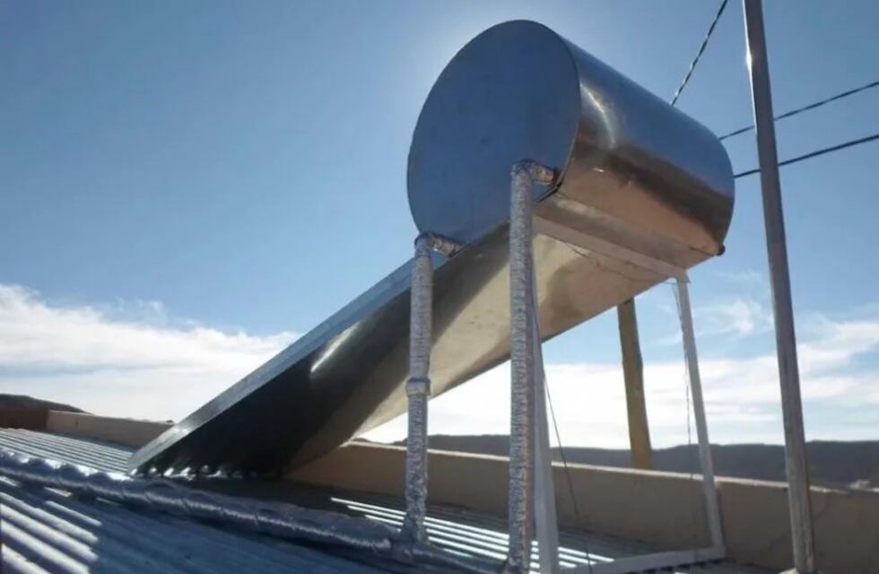 Ministerio de Trabajo propicia un curso sobre termotanques solares