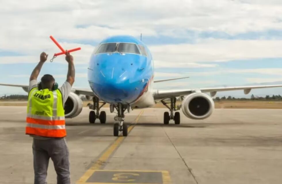 Paro total en Aerolíneas Argentinas e Intercargo para el próximo miércoles