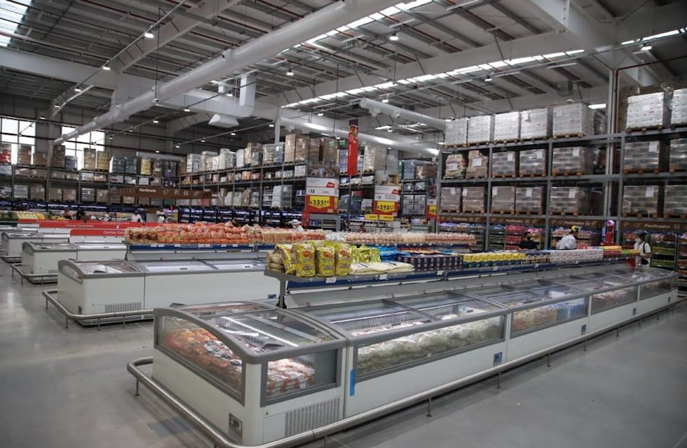 Un reconocido supermercado se va del país y vende sus sucursales en Córdoba