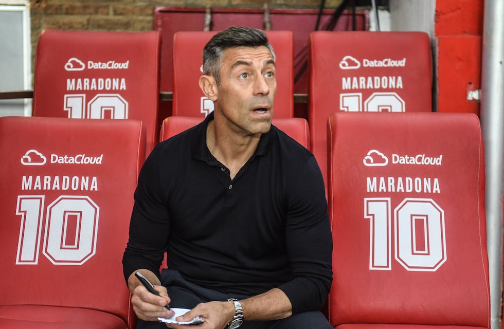 Pedro Caixinha y el mal momento de Talleres: “El equipo viene creciendo pero necesita hacerlo con victorias”