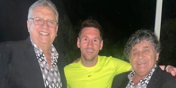 Lionel Messi la rompió al ritmo de Los Palmeras.