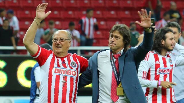 Matías Almeyda junto a su papá Oscar