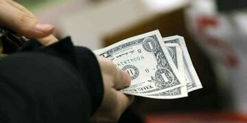 El dólar blue mantiene su recuperación.