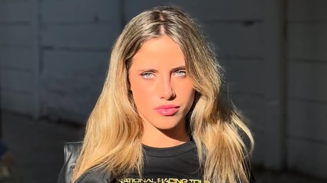 Desde la pileta, Denisse de Gran Hermano posó con la microbikini que es tendencia este verano