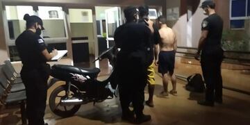 Motociclistas detenidos por circular en estado de ebriedad en Oberá.