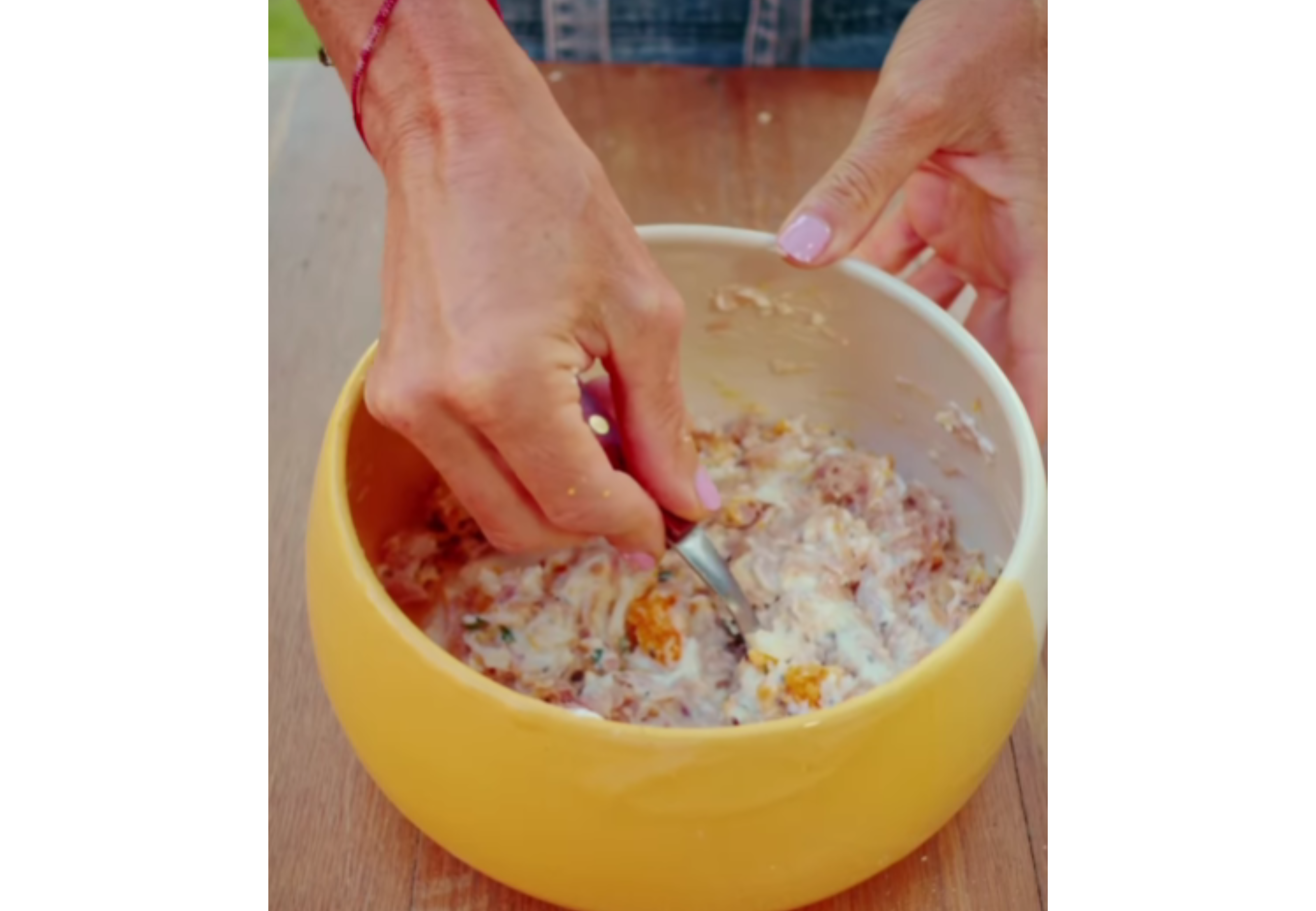 Este dip se hace con pocos ingredientes.