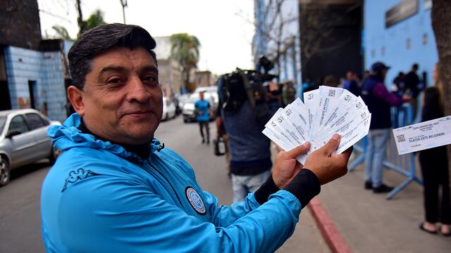 Los hinchas de Belgrano barrieron con la venta de entradas para este miércoles ante Newell's (Pedro Castillo / La Voz)