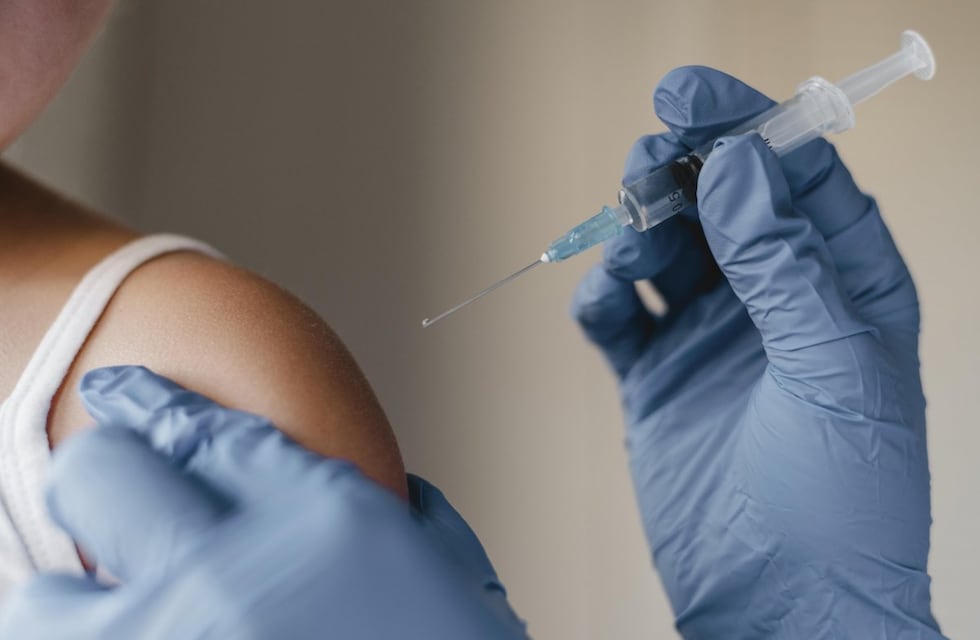 La Subsecretaría de Salud anunció un operativo de vacunación casa por casa