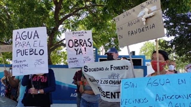 Los vecinos reclaman por el agua en ABSA