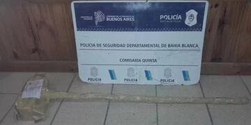 Golpeó a un delincuente con una maza