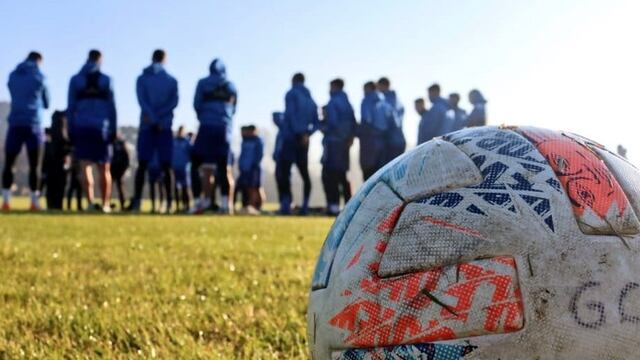 Godoy Cruz comenzó una nueva semana de entrenamientos pero con la mente puesta en la escasa definición que tiene el equipo.