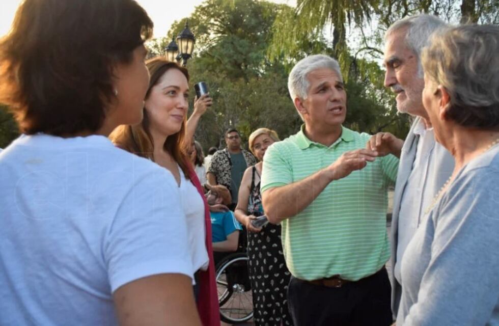 María Eugenia Vidal recorrió las calles de San Luis junto a Claudio Poggi