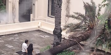 Ni el Colegio Nacional de Monserrat de Córdoba se salvó de la lluvia.