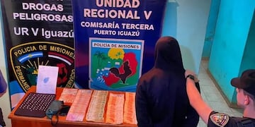 Detienen a un presunto narcodelivery en Puerto Iguazú.