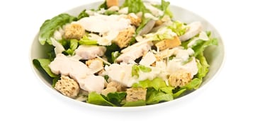 Ensalada Caesar.