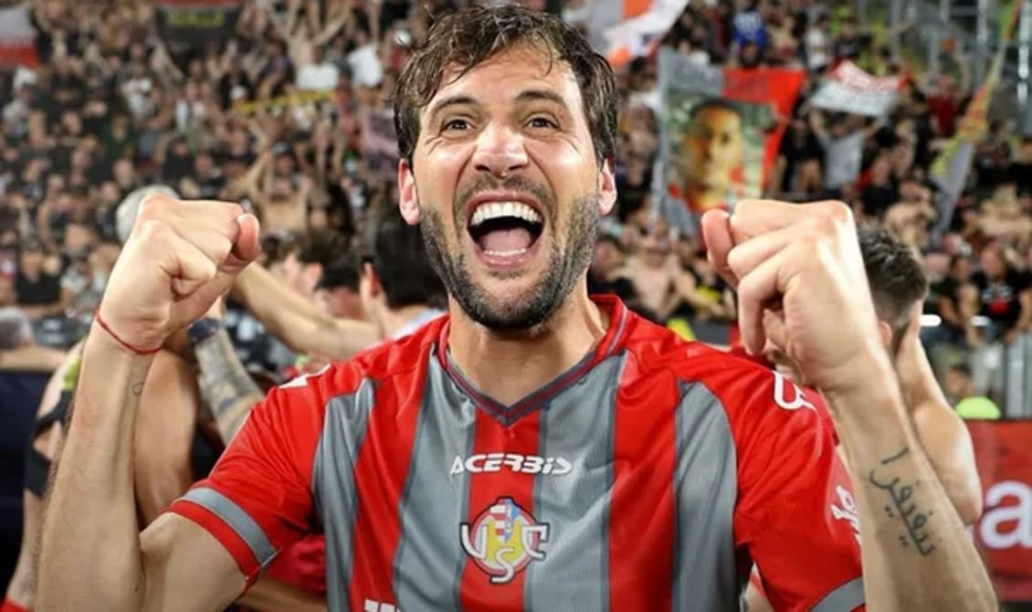 El Mudo Vázquez jugó en la Serie A a los 36 años.(Foto: Cremonese).