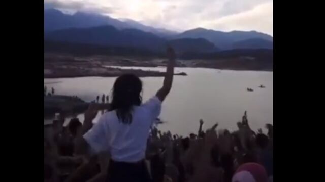Ciento de jóvenes participaron de una fiesta clandestina en Potrerillos.