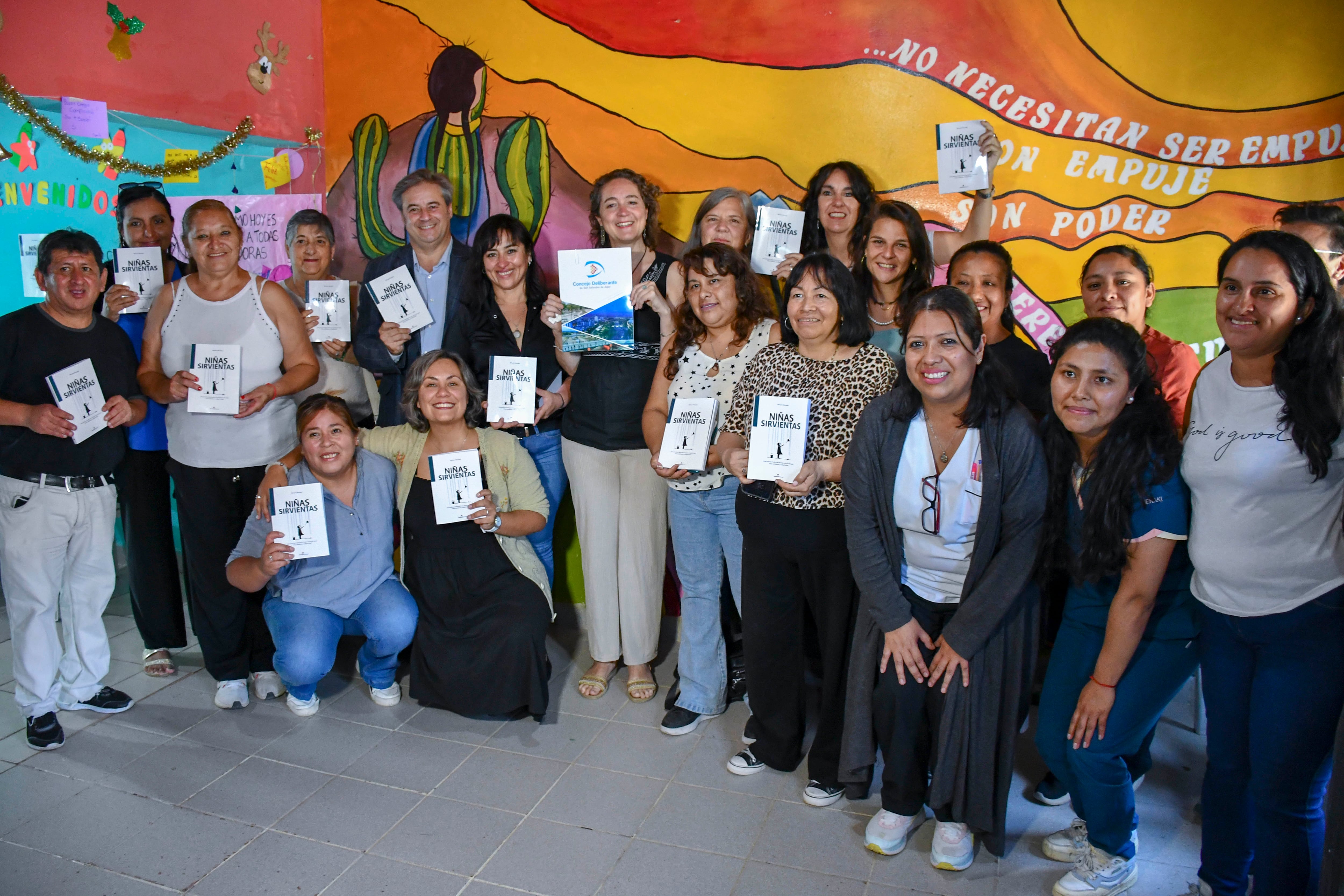La psicóloga social y activista Miriam Andrea Morales presentó su libro "Niñas Sirvientas. Una práctica habitual en la provincia de Jujuy. Vida cotidiana y configuración de subjetividad".