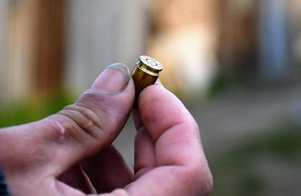 “Para vos, cárcel o bala”: grave amenaza a dos estudiantes universitarios de Rosario