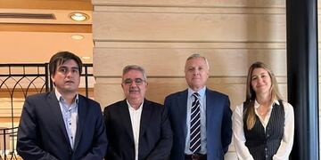 Se presentó el estado del informe ambiental de producción y se destacó el avance del proyecto eléctrico PUNA, fundamental para la infraestructura minera de la provincia.