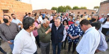 Jaldo supervisó obras en la comuna de Gastona y Belicha