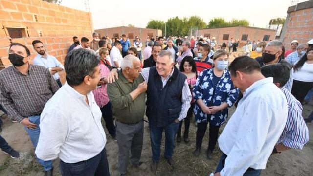Jaldo supervisó obras en la comuna de Gastona y Belicha