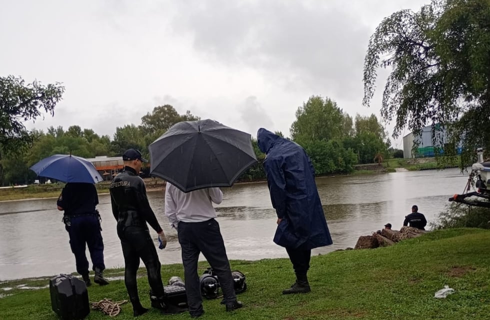 Prefectura Gualeguaychú encontró el cuerpo del joven desaparecido en el Río