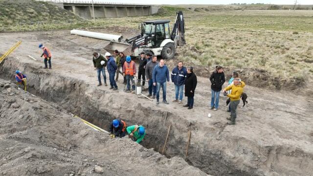 Susbielles recorrió la obra hídrica Paso Piedras - Grumbein.