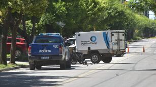 Una joven de 25 años murió en un siniestro vial en barrio Jardín. (Facundo Luque/La Voz).