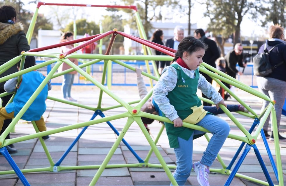 Arroyito tiene la primer “Plaza Blanda” de la región con el aporte de Fundación Arcor