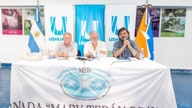 La Municipalidad acompañó la presentación del libro del padre Pepe Di Paola
