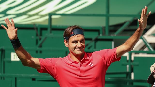 Roger Federer arrancó con el pie derecho en Halle.