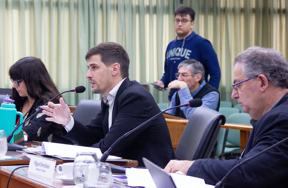 Para la oposición, el informe de Lombardo “dejó sabor a poco”