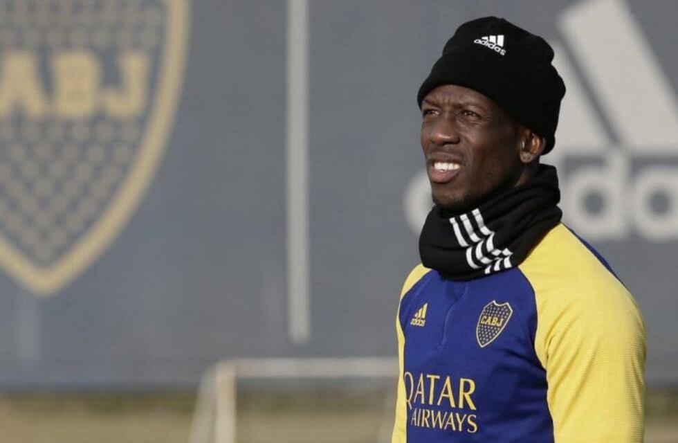 Luis Advíncula podría debutar con Boca en el Superclásico