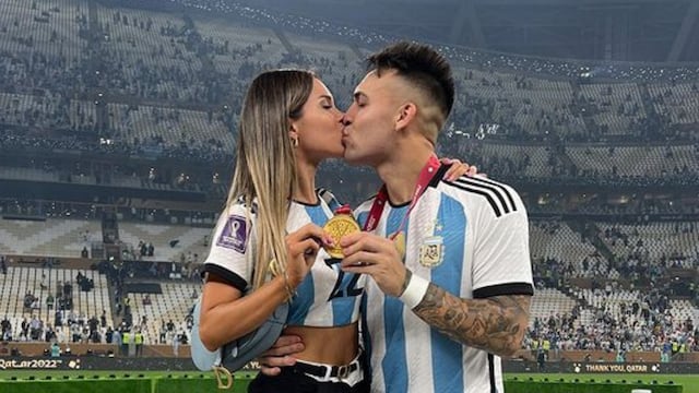 Agustina Gandolfo como una hincha más: los videos de la caravana que recibió a la Selección Argentina
