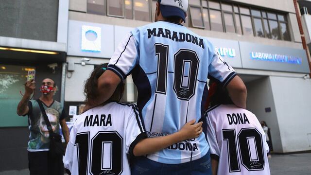 Las mellizas Mara y Dona, homenaje a Diego
