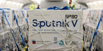 Cargamento con vacunas Sputnik V. Foto: Télam