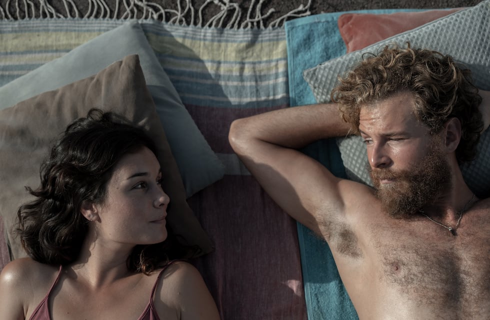 Tiene 10 capítulos de 11 minutos cada uno y la rompió en Netflix