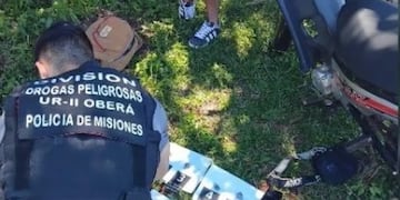 Oberá: demoraron a tres adultos por llevar marihuana, una de las dosis escondida en el pañal de un bebé.