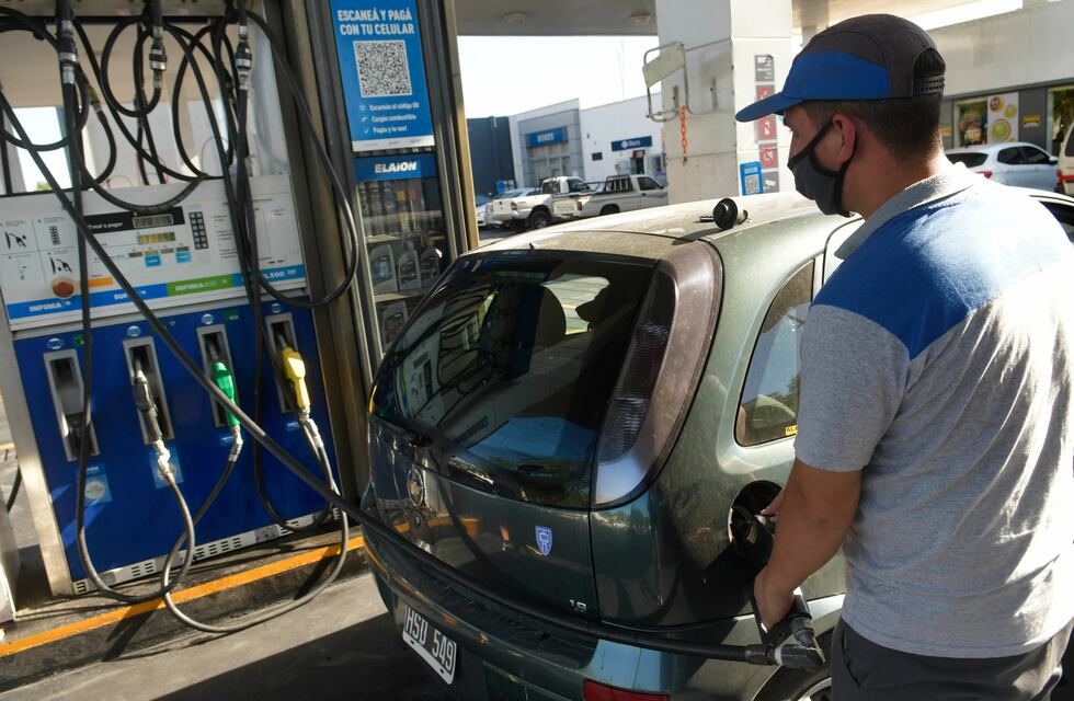 Estaciones de servicios: horario especial de atención en las Fiestas