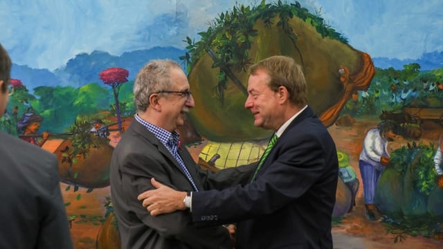 Passalacqua recibió al embajador de Alemania y destacaron los lazos históricos entre Misiones y la comunidad alemana.