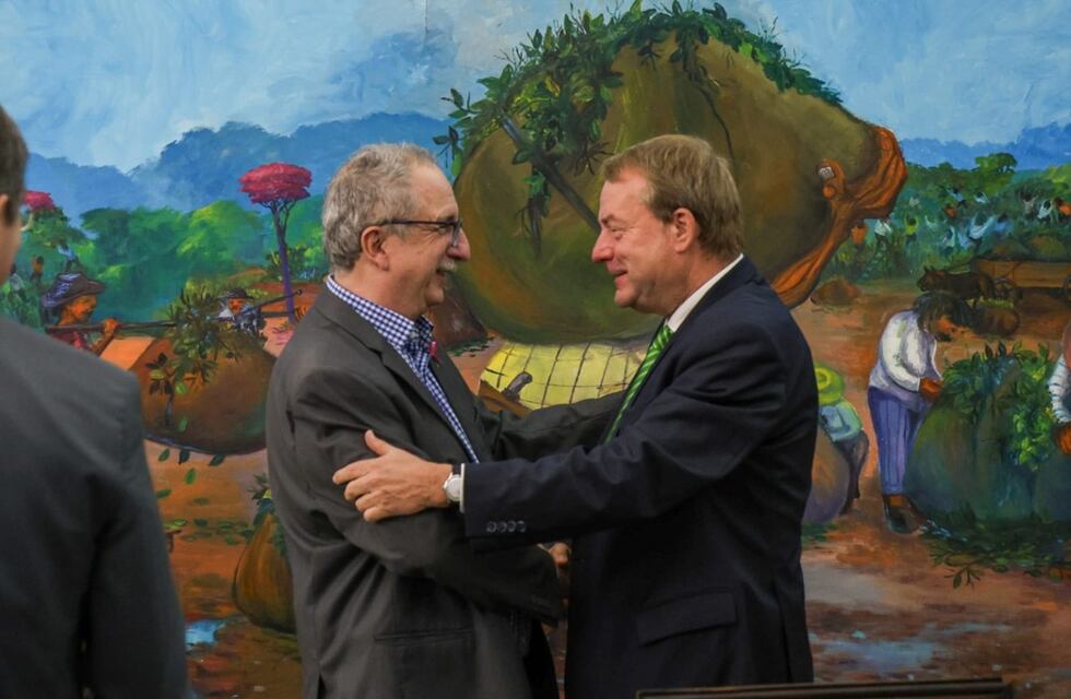 Passalacqua recibió al embajador de Alemania y destacaron los lazos históricos entre Misiones y la comunidad alemana