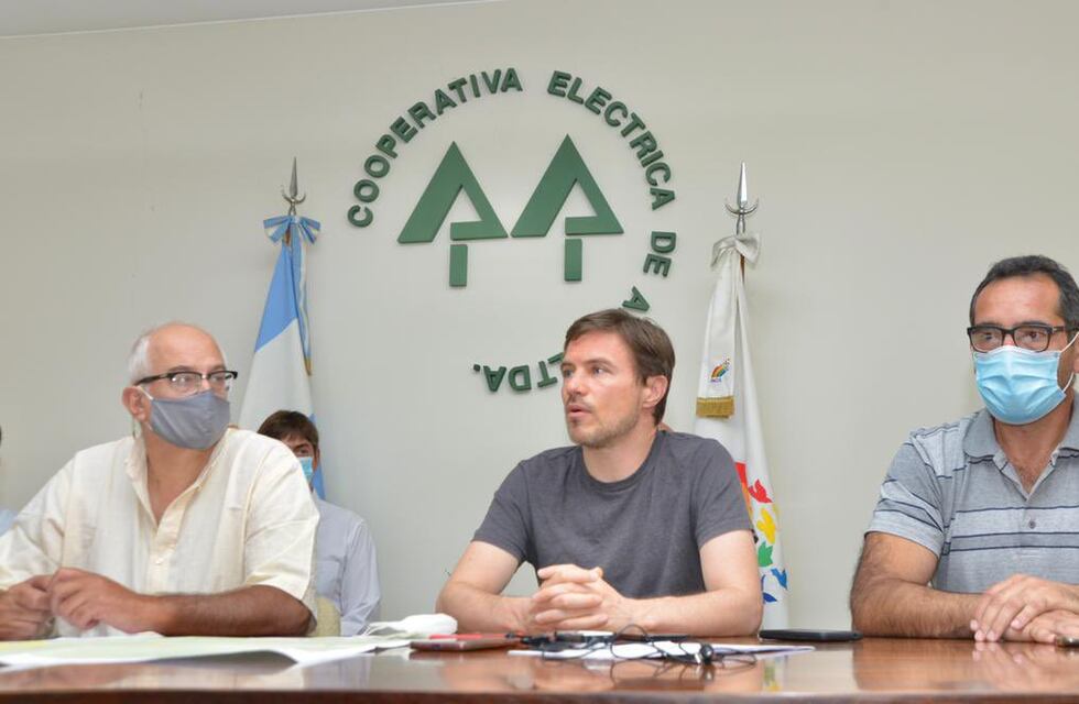 Augusto Costa: “Trabajar en el fortalecimiento eléctrico de Azul es clave”