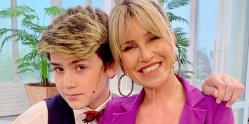 Flor Peña y su hijo Juan Otero