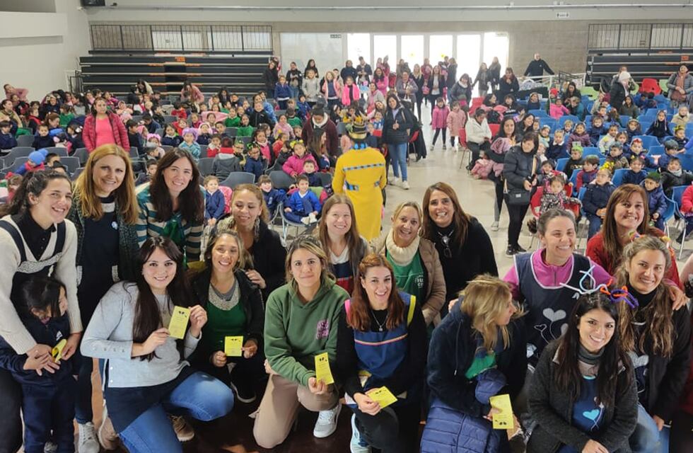 Teatro y actividades lúdicas para celebrar el Día de los Jardines de Infantes en Maipú
