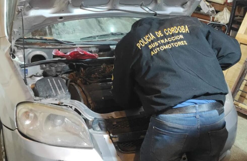 En un operativo simultáneo en Córdoba y Catamarca, desbaratan a importante banda que robaba autos