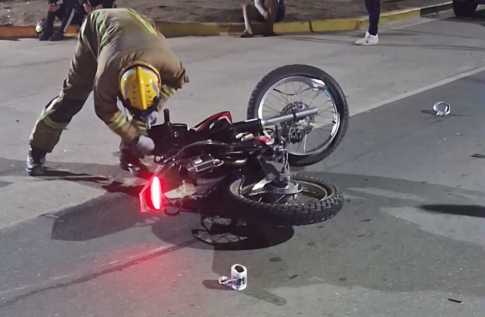 Tragedia en Córdoba: un motociclista murió al chocar contra una camioneta